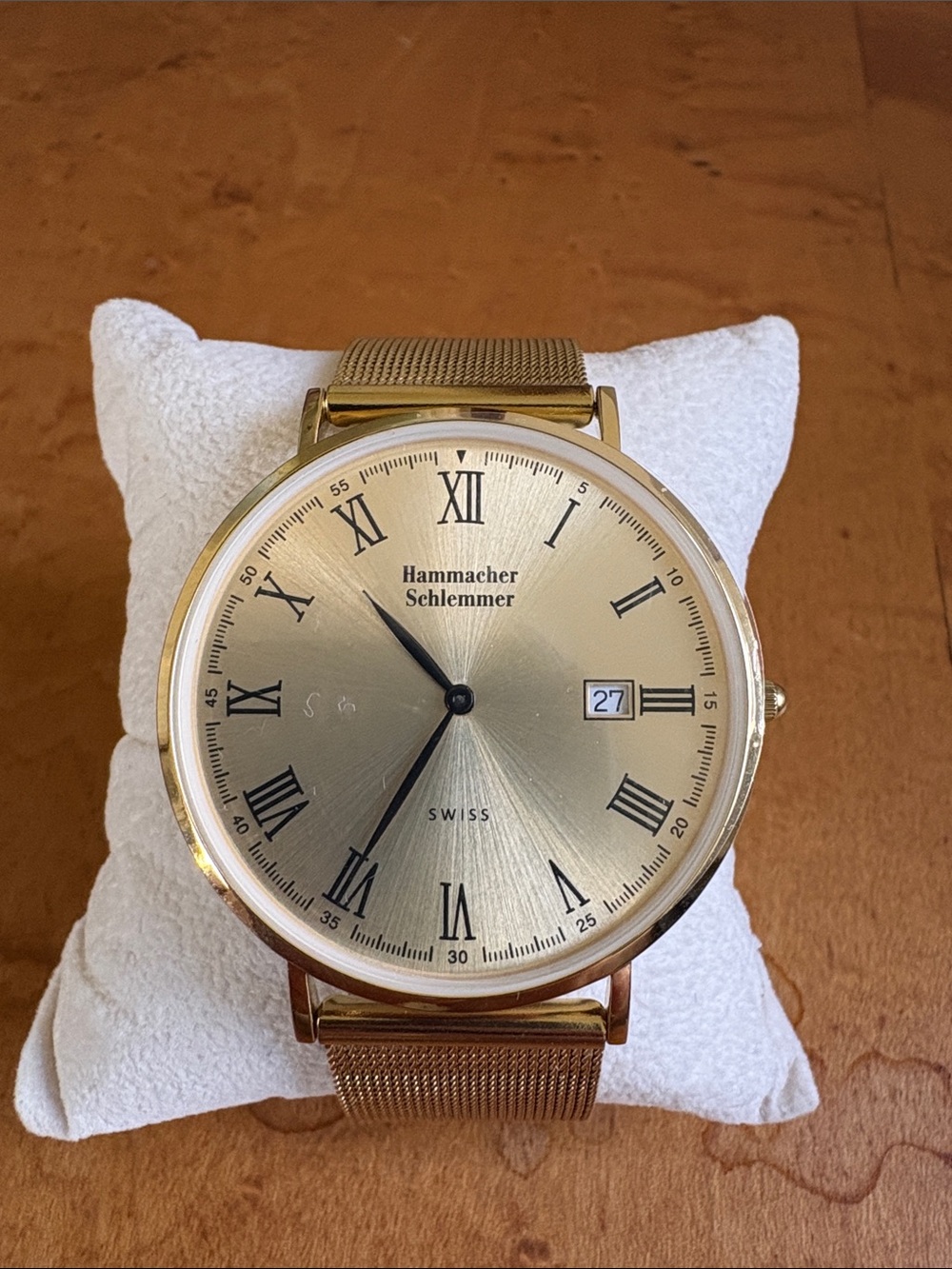 Men's Gold Mesh Strap Watch